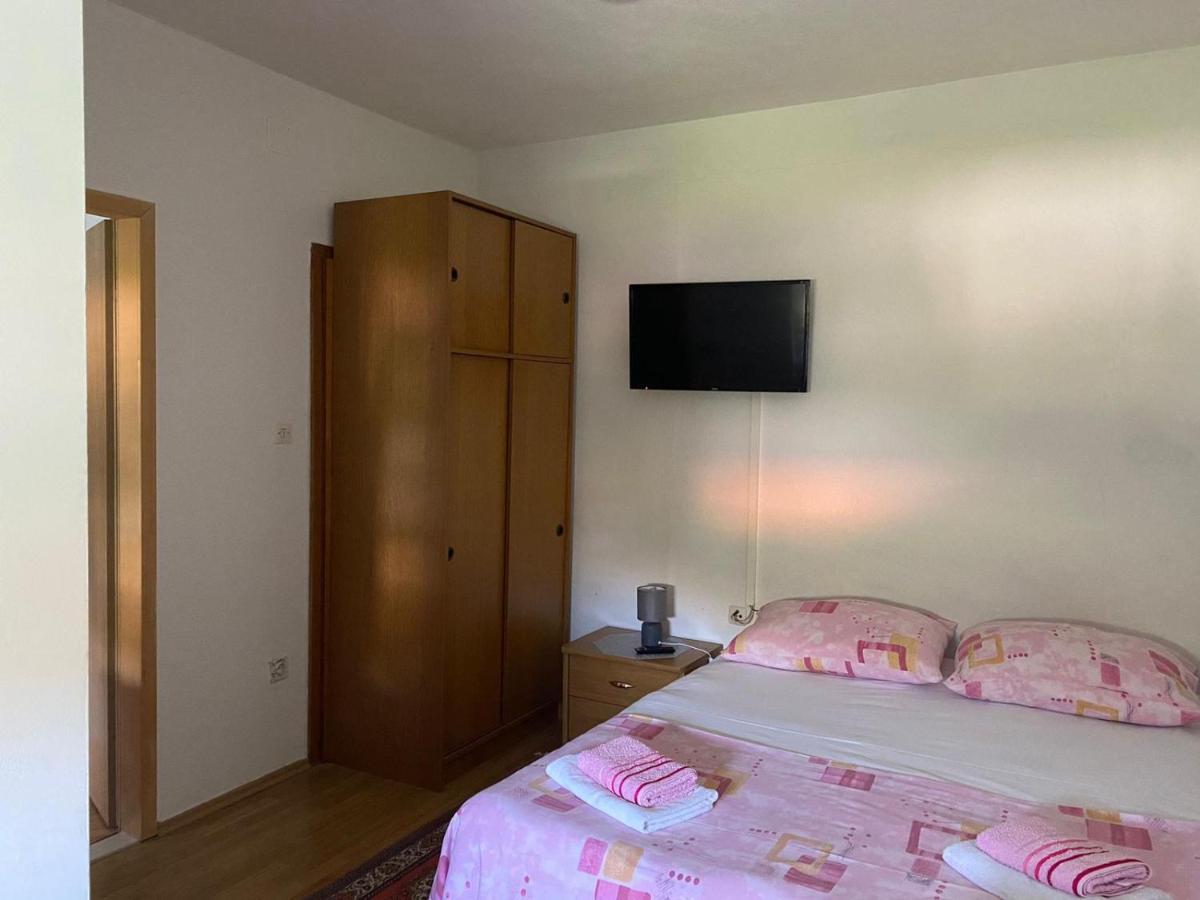 Apartmani Udovicic Trogir Ngoại thất bức ảnh