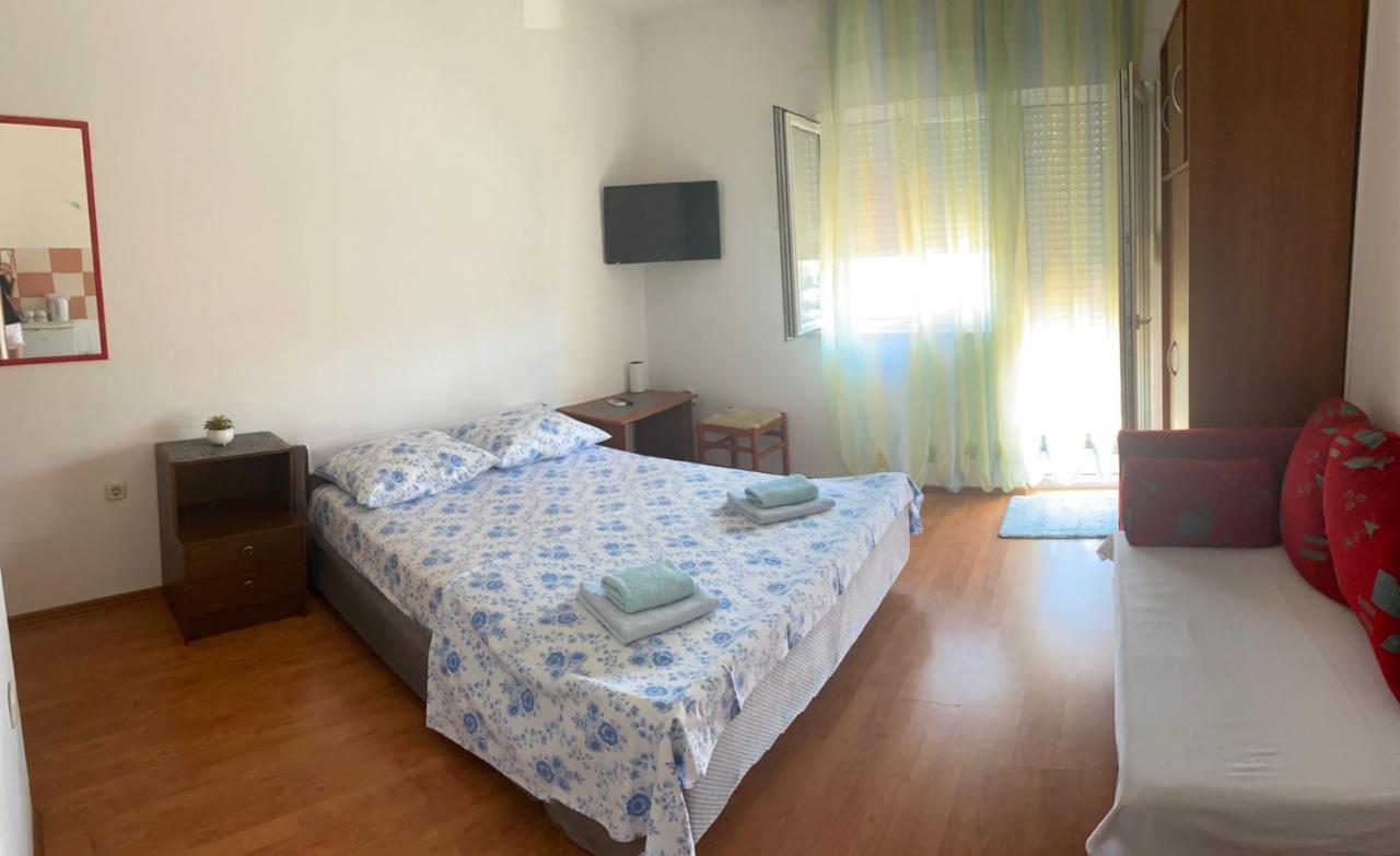 Apartmani Udovicic Trogir Ngoại thất bức ảnh